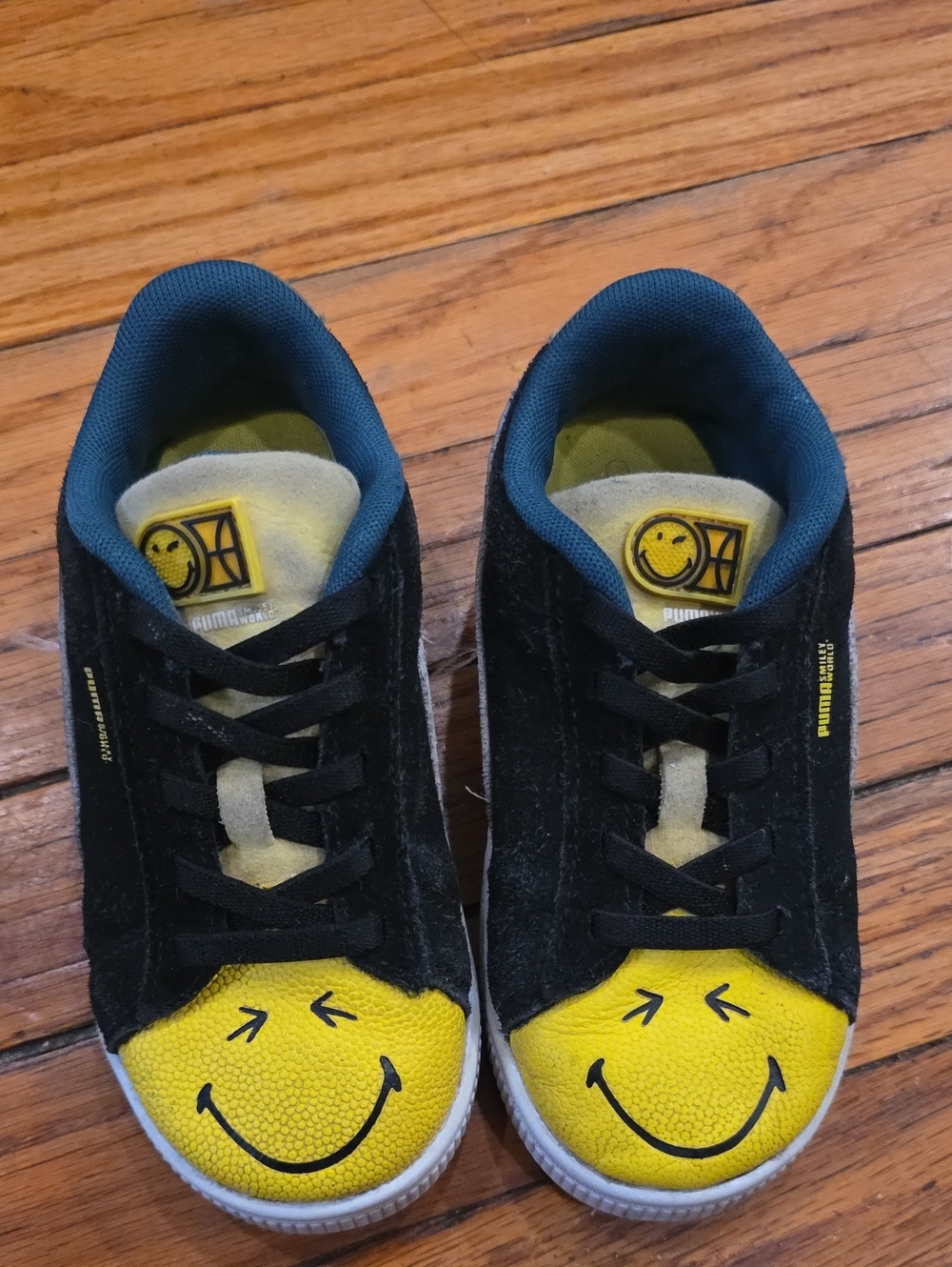 Puma Kids Black and Yellow Smiley Toe Sneakers